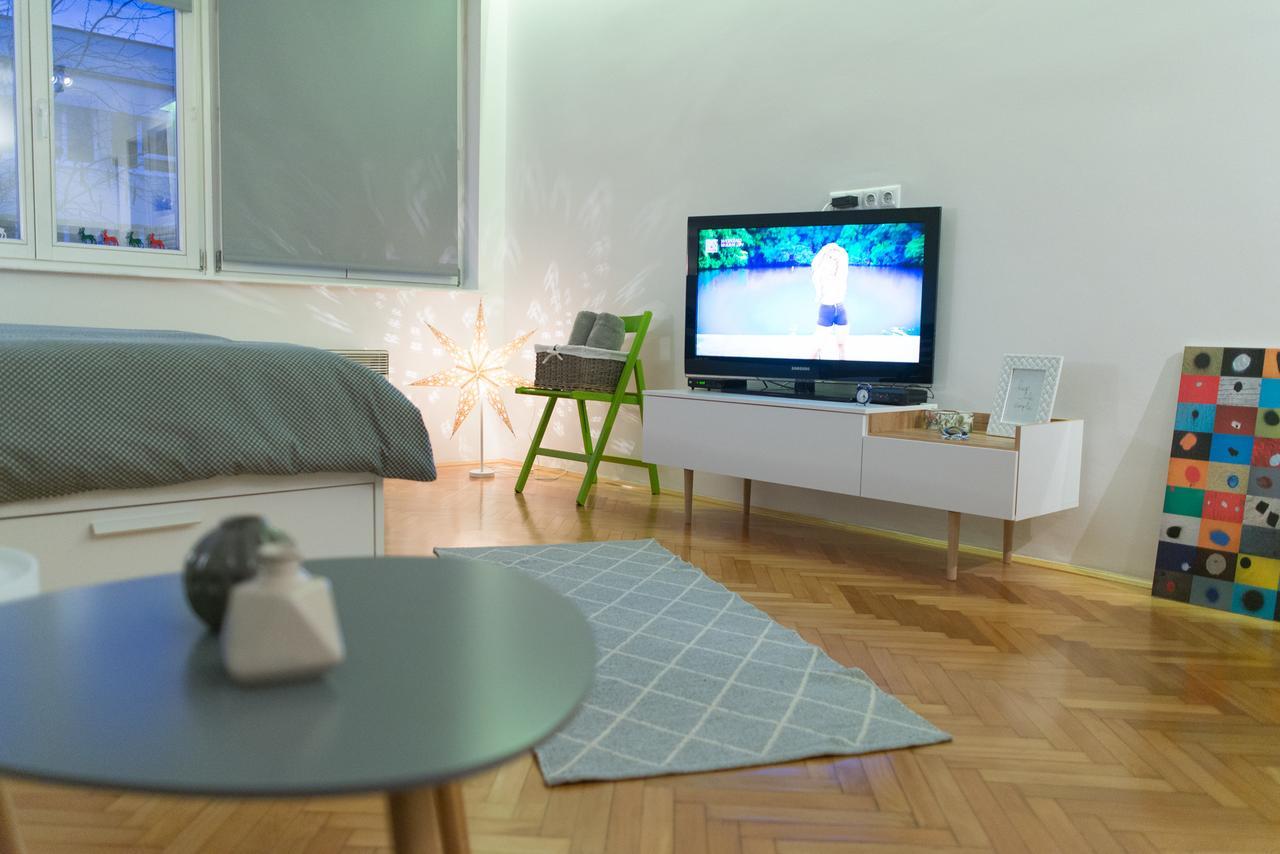 סראייבו Bright & Stylish Studio Home, Superbly Located מראה חיצוני תמונה